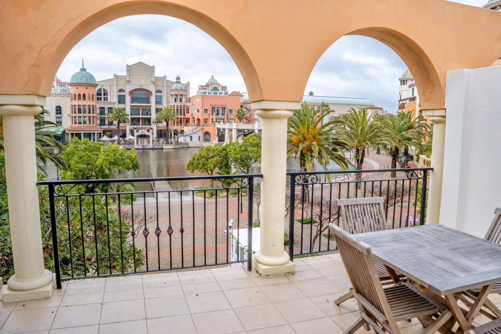 Majorca Apartments By Bon Hotels เคปทาวน์ ภายนอก รูปภาพ