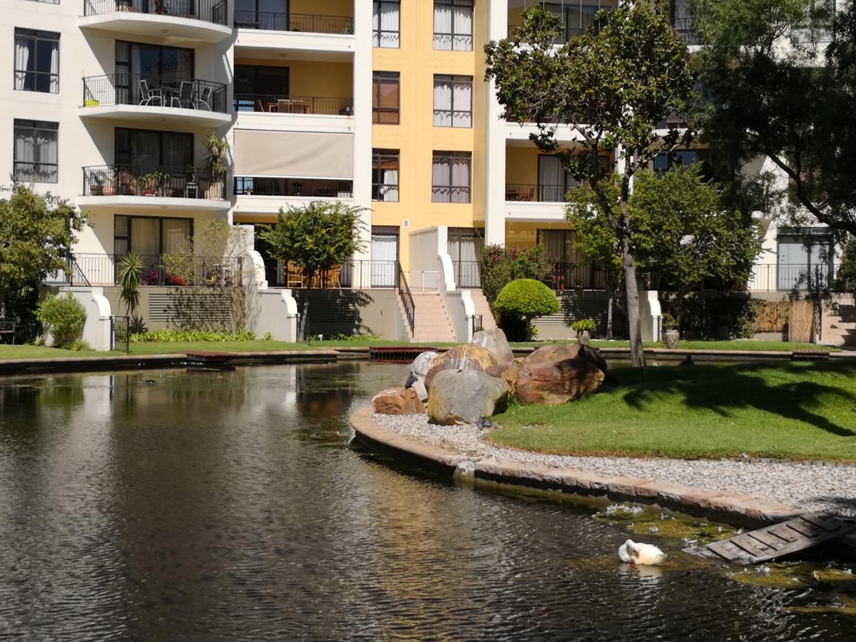 Majorca Apartments By Bon Hotels เคปทาวน์ ภายนอก รูปภาพ