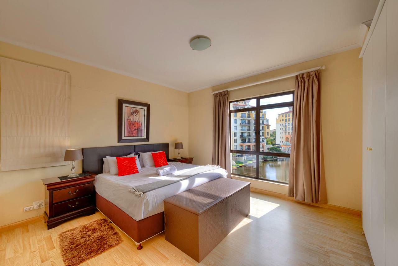 Majorca Apartments By Bon Hotels เคปทาวน์ ภายนอก รูปภาพ